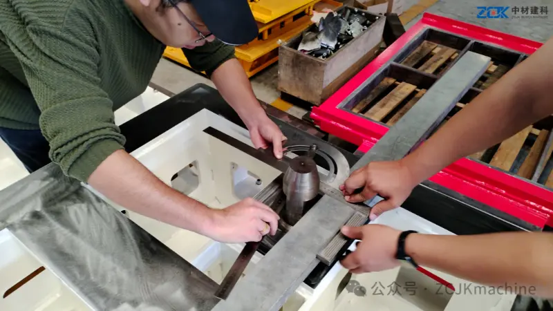 ZCJK pristato didelio tikslumo pritaikytas formas Saudo Arabijos klientui